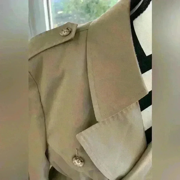 Botany Weathertopper beige, double breasted trench coat with plush liner;size 38 - Picture 4 of 10